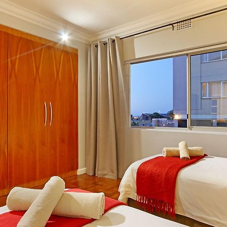 Afribode'S Adenium Beachfront Apartment เคปทาวน์ ภายนอก รูปภาพ