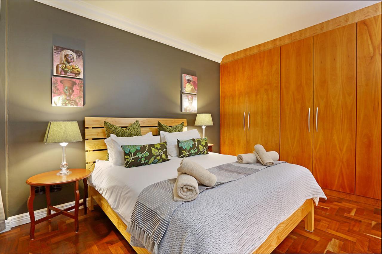 Afribode'S Adenium Beachfront Apartment เคปทาวน์ ภายนอก รูปภาพ