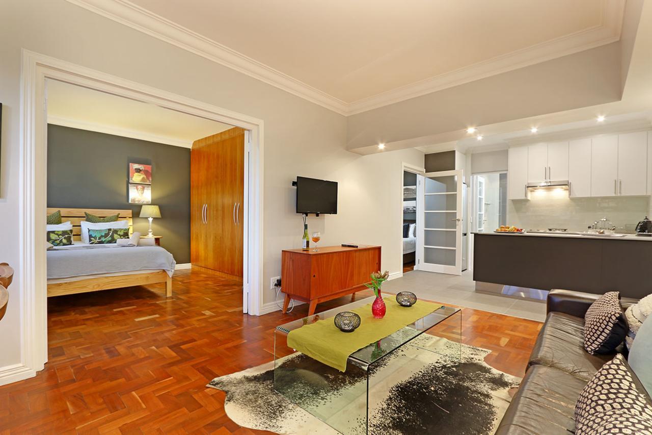 Afribode'S Adenium Beachfront Apartment เคปทาวน์ ภายนอก รูปภาพ